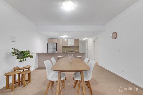 Property photo of 21/95 Clarence Road Indooroopilly QLD 4068