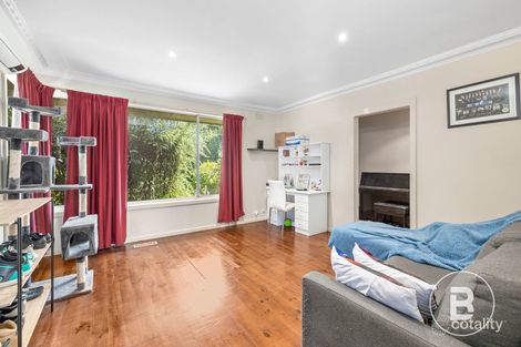 Property photo of 11 Whitelaw Avenue Delacombe VIC 3356