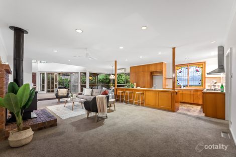 Property photo of 6 Highview Grove Burwood East VIC 3151