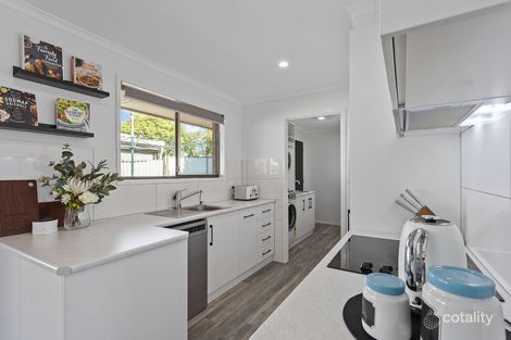Property photo of 8 Aster Street Centenary Heights QLD 4350
