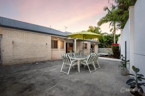 Property photo of 2/37 Heights Drive Robina QLD 4226