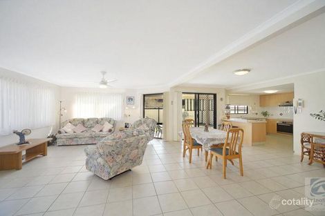 Property photo of 2/5 Oval Avenue Caloundra QLD 4551