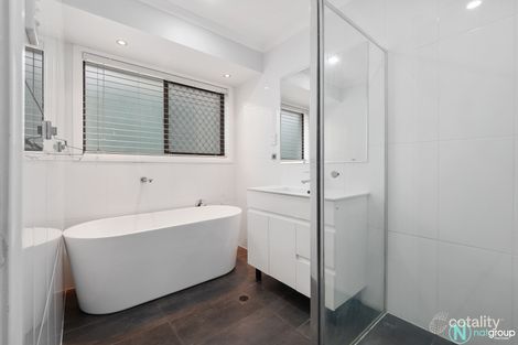 53 Vergulde Rd, Regents Park, QLD 4118