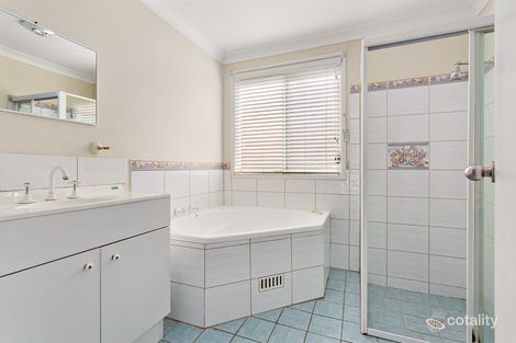Property photo of 22 Condor Close Cameron Park NSW 2285
