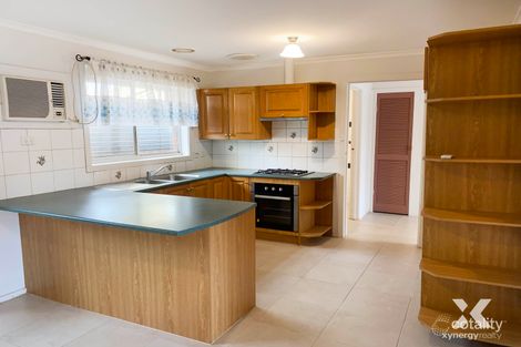 Property photo of 32 Kiely Avenue Werribee VIC 3030