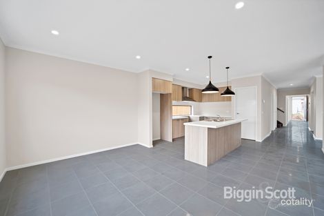 Property photo of 27 Littlewick Parade Mickleham VIC 3064