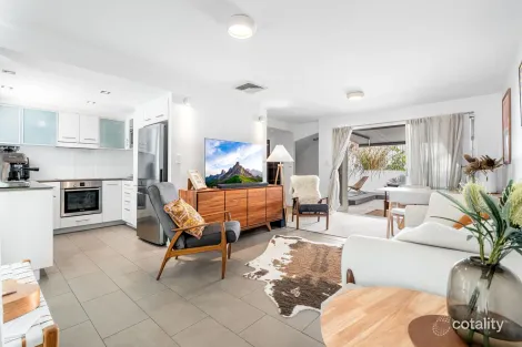 Property photo of 3/207 Brisbane Street Bulimba QLD 4171