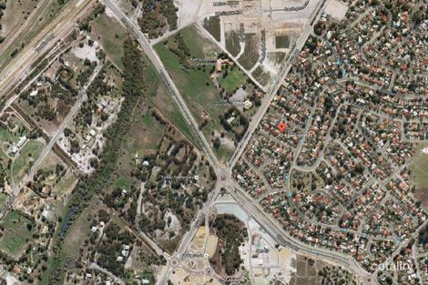 Property photo of 6 Beechcroft Place Camillo WA 6111