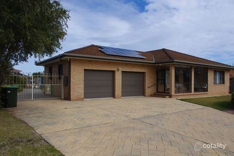 4 Kodi Cl, Old Bar, NSW 2430