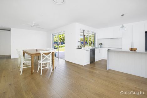 Property photo of 10 Oakland Court Burleigh Waters QLD 4220