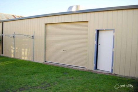 Property photo of 24 Kildare Street Turvey Park NSW 2650