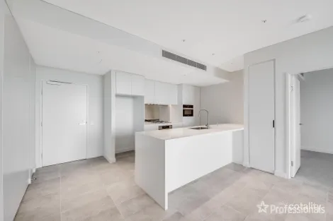 Property photo of 1/4 Fordham Way Oran Park NSW 2570
