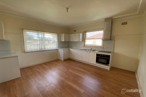 Property photo of 28 Quakers Road Marayong NSW 2148