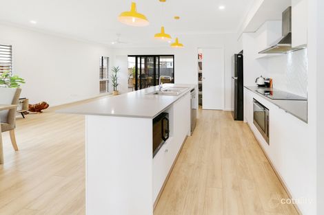 Property photo of 3 Bradley Crescent Nirimba QLD 4551