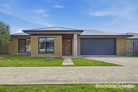 7 Ramon Cl, Yinnar, VIC 3869