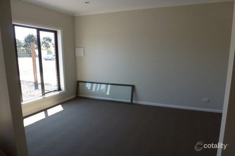 381a Taylors Rd, Kings Park, VIC 3021