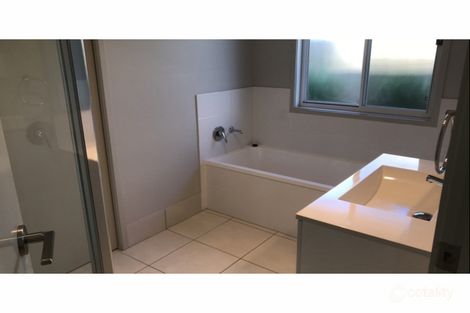 1/25 Featherwood Cres, Beerwah, QLD 4519