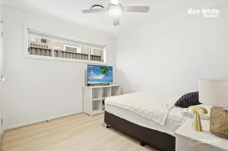 Property photo of 53 Flying Fox Circuit Oakville NSW 2765