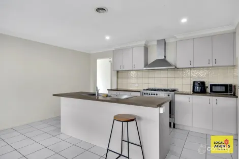Property photo of 14 Starling Avenue Tarneit VIC 3029