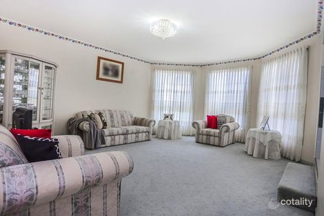 Property photo of 7 Thurmand Court Roxburgh Park VIC 3064