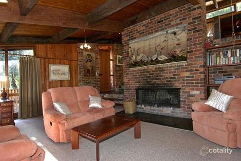 Property photo of 25 Weerona Way North Warrandyte VIC 3113