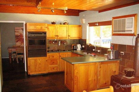 Property photo of 25 Robins Road Kalamunda WA 6076