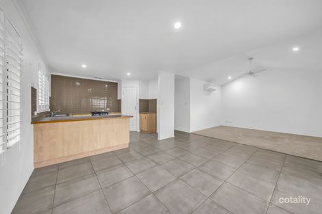 Property photo of 2/9 Macarthur Drive Cannonvale QLD 4802