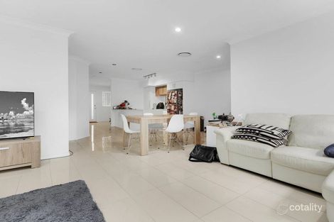 Property photo of 1/24 Wilton Terrace Yeronga QLD 4104
