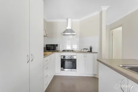 Property photo of 11/9 Gladstone Road Armadale WA 6112