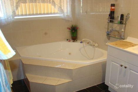Property photo of 24 Wallaroo Way Doolandella QLD 4077