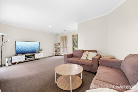 Property photo of 10 Maude Court Narre Warren VIC 3805