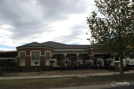 Property photo of 8 Hillcrest Drive Hillside VIC 3037