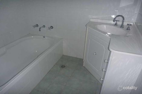 Property photo of 16 Darlow Street Wagga Wagga NSW 2650