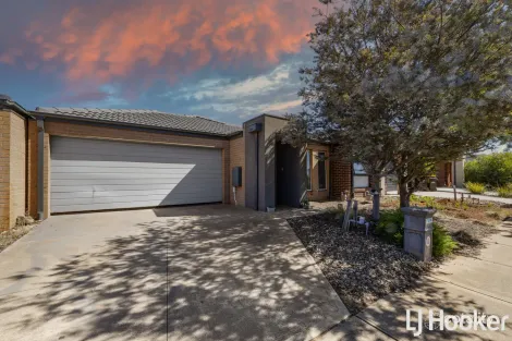 Property photo of 31 Robinson Drive Weir Views VIC 3338