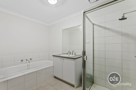 Property photo of 16 Spriggs Drive Croydon VIC 3136