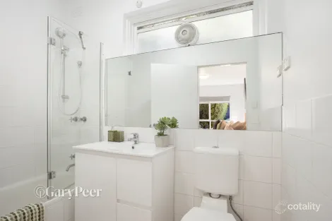 Property photo of 4/42 Elliott Avenue Carnegie VIC 3163