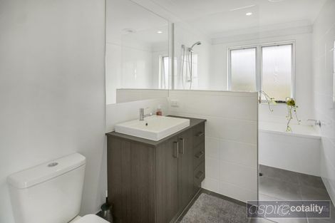 Property photo of 38 Honeyeater Place Bli Bli QLD 4560