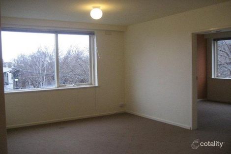 Property photo of 4/23 Acland Street St Kilda VIC 3182
