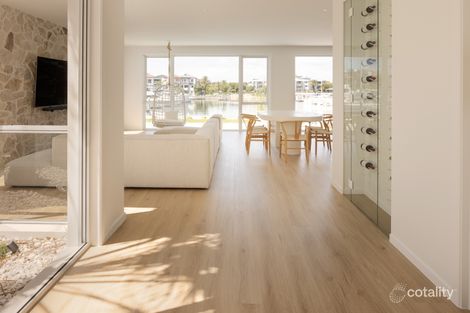 Property photo of 8934 The Point Circuit Hope Island QLD 4212