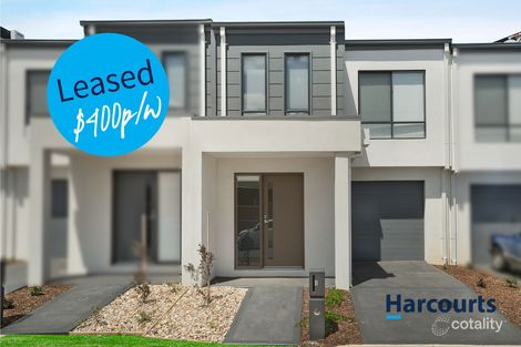 8 Pippen Loop, Deanside, VIC 3336