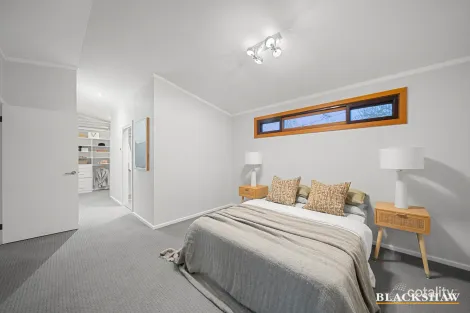 Property photo of 144 Captain Cook Crescent Narrabundah ACT 2604