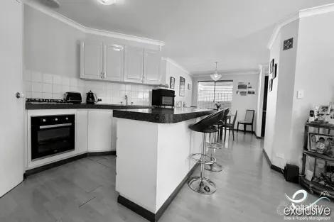 Property photo of 106 Dongara Circle Jane Brook WA 6056