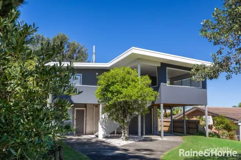 28 Jones Ave, Mollymook Beach, NSW 2539