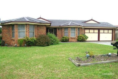 4 Mahni Cl, Budgewoi, NSW 2262