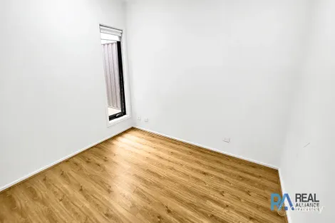 Property photo of 26 Lexington Parade Berwick VIC 3806