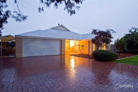 13 Russell St, East Cannington, WA 6107