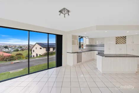 Property photo of 2 Byrne Court Glenorchy TAS 7010