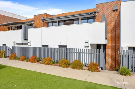 Property photo of 27 Monteith Place Ballarat Central VIC 3350