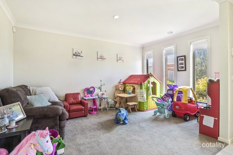 Property photo of 4 Tenth Mews Maddingley VIC 3340