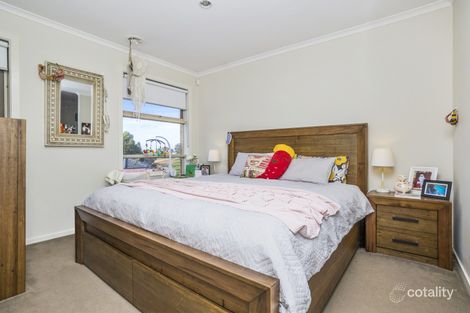 Property photo of 4 Tenth Mews Maddingley VIC 3340